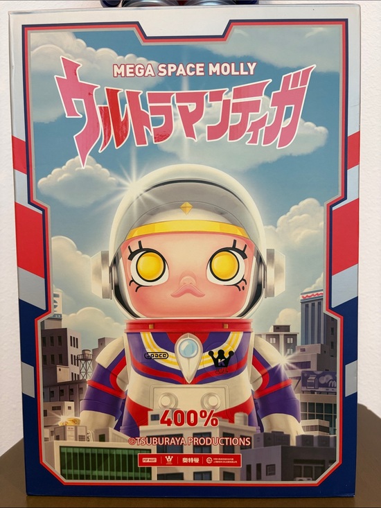 POP MART Other - Mega Space Molly Ultraman Taiga 400%